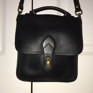 Vintage Black leather Croft & Barrowe handbag.